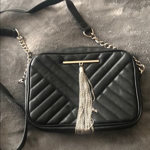 Express Crossbody